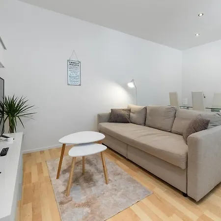 Appartamento Historic Center Apartment, Quiet Courtyard View Bratislava