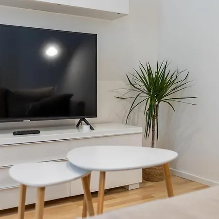 Historic Center Apartment, Quiet Courtyard View Bratislava